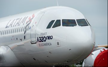 Latam implementou sistema de conexão nos jatos da família A320 - Divulgação