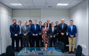 Representantes da ANAC, do Brasil, e da Dinac, do Paraguai - ANAC/Ana Flávia