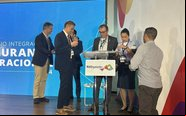 O acordo foi celebrado em uma cerimônia com representantes da ANAC e da FAB - Divulgação