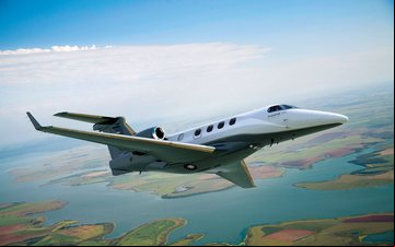 Phenom 300 se tornou o principal avião de negócios da Embraer e recebeu uma série de melhorias nos últimos anos - Divulgação