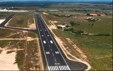 O aeroporto capixaba de Linhares é um dos que serão istrados pela Infraero - Minfra/Divulgação