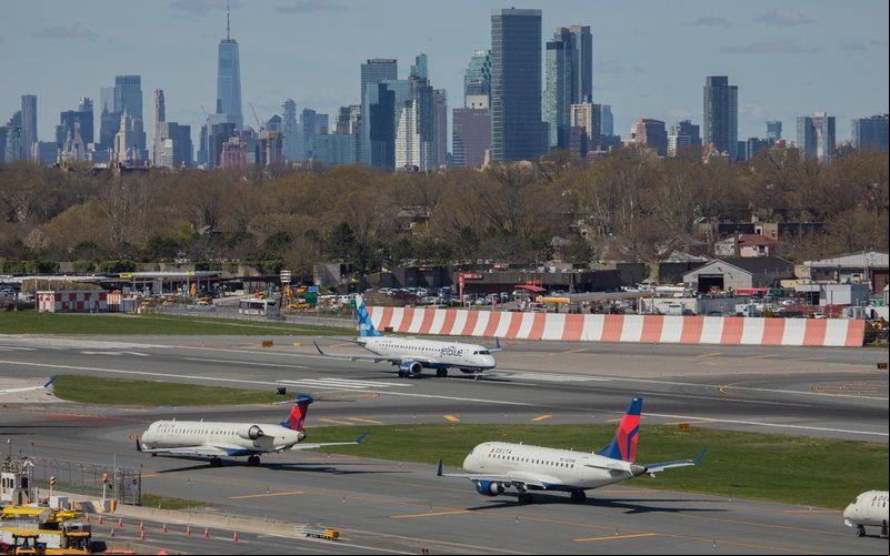 Aeroporto de La Guardia foi o mais afetado pelas fortes chuvas - The Port Authority of New York and New Jersey