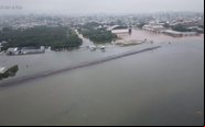 O principal terminal gaúcho continua com alguns pontos de alagamento - Divulgação