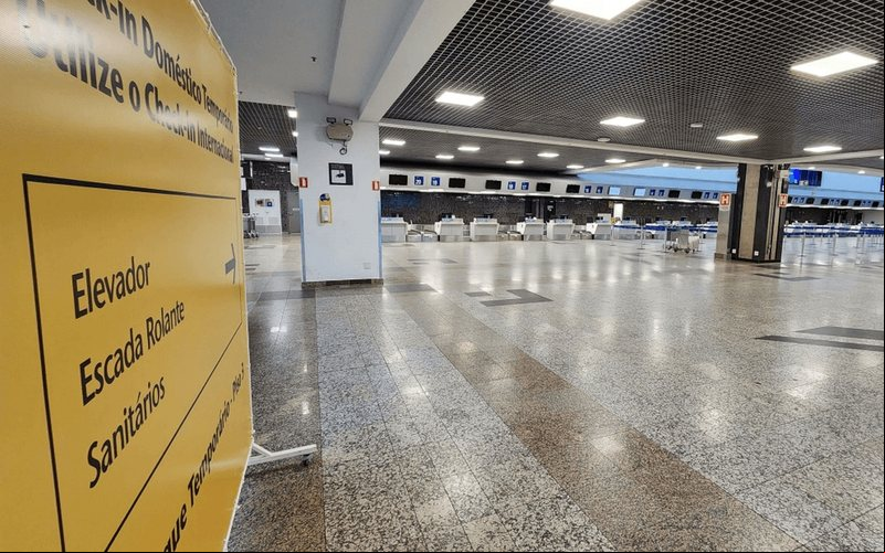 O aeroporto Salgado Filho voltará a receber aeronaves em outubro, inicialmente em voos domésticos - Divulgação