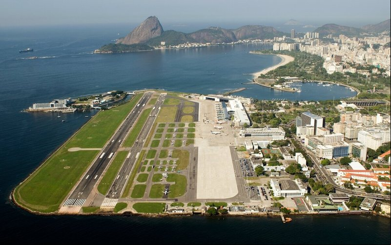 O aeroporto Santos Dumont é o principal terminal istrado pela Infraero - Divulgação