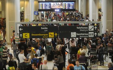 Novo IVA de 25% poderá adicionar ao menos R$ 3,7 bilhões em impostos para as companhias aéreas - Divulgação