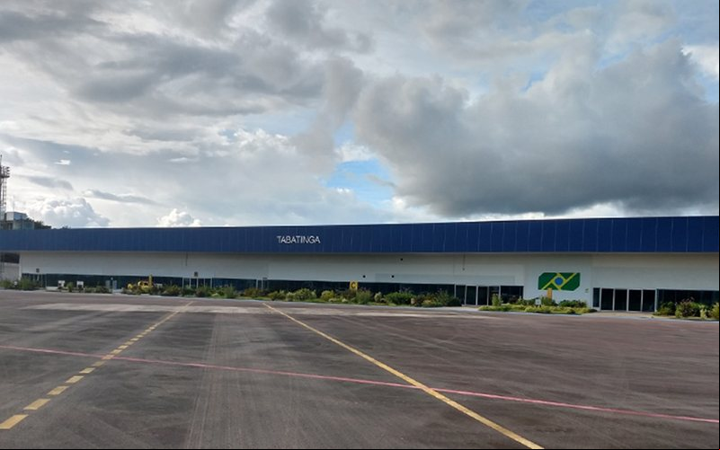 O envio de insumos, na maioria dos casos, somente é feito por balsas que levam até 20 dias até chegarem ao destino - Vinci Airports