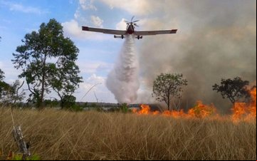 Imagem Bombeiro do DF é um dos únicos equipado com avião de combate a incêndios
