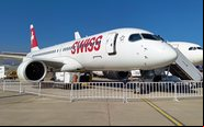 Airbus A220 da Swiss International Air Lines na Fidae, no Chile - Juan Manuel Cerda