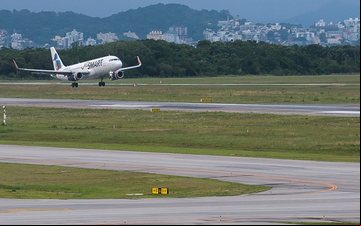 Inicialmente, serão três voos semanais, ando para uma frequência diária em janeiro - Zurich Airport/Maurício Vieira