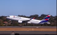 Companhia irá operar cerca de 500 voos para quase 50 destinos domésticos em abril - Inframérica/Fernando Leite