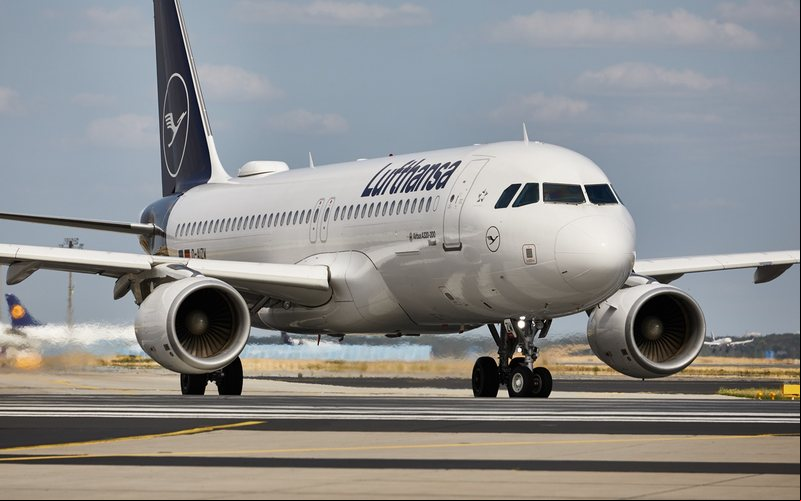 O espaço para bagagens de mão será ampliado e os assentos serão substituídos - Lufthansa/Divulgação