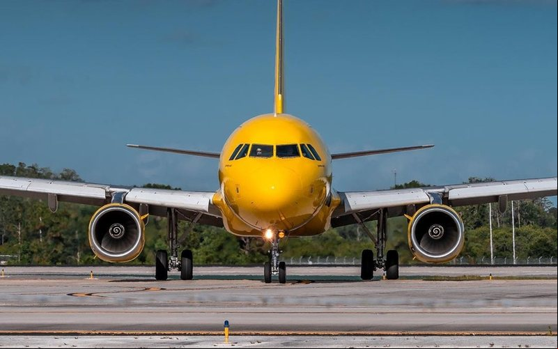 Uma das aeronaves atingidas pelos disparos é da Spirit Airlines, que mantém voos diretos para o estado da Flórida - Divulgação