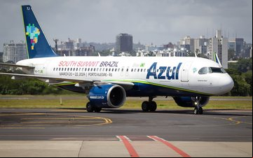 Aeronave customizada foi apresentada em evento no aeroporto de Porto Alegre - Fraport Brasil/Divulgação