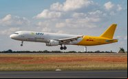 Primeiro Airbus A321 convertido para cargueiro da Levu e DHL pousou no aeroporto de Viracopos nesta semana - Guilherme Ramos / Divulgação DHL