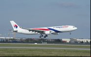 A frota de widebodies da Malaysia Airlines é composta atualemente por aviões das famílias A330 (foto) e A350 - Divulgação