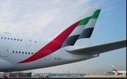 Um Airbus A380-800 foi o primeiro a receber a nova pintura da companhia aérea dos Emirados Árabes - Emirates/Divulgação