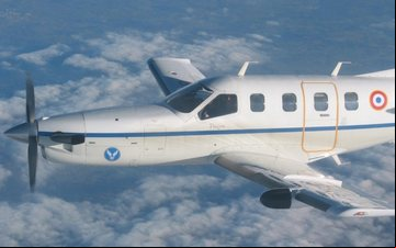 Versão militar do monoturboélice TBM 700 é mostrado em operação com a Aviação Ligeira do Exército Francês (ALAT) - Daher
