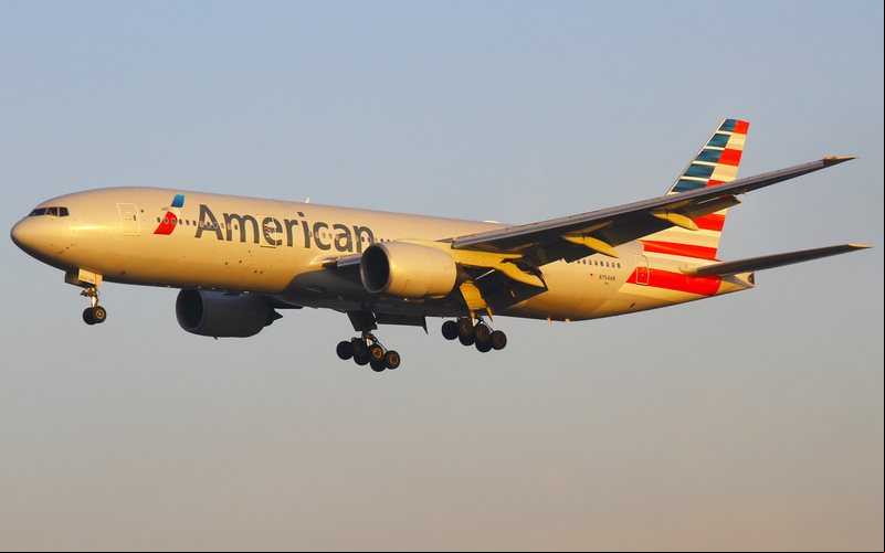Durante a alta temporada, o Boeing 777-200 fará os voos regulares e extras de Miami para o Rio de Janeiro - Luís Neves