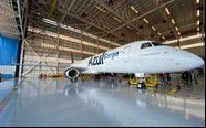 Azul opera uma frota de cinco E195 em configuração para o transporte de cargas - Divulgação
