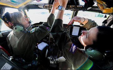 Imagem EUA vão incluir estudo sobre corpo feminino no projeto de aeronaves