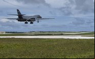 B-1B Lancer faz parte de tríade de bombardeiros dos EUA - USAF