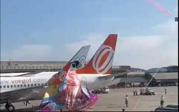 A soltura de balões representa um risco em potencial para a segurança da aviação - Reprodução/Redes Sociais