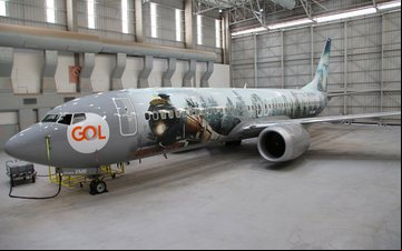Pintura especial do Harry Potter é fruto de parceria do Universal Orlando Resort e a Gol