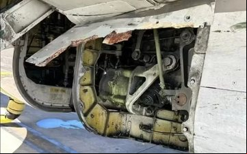 Boeing 737 perdeu parte da fuselagem inferior direita - Divulgação