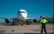 Companhias aéreas devem substituir possíveis componentes danificados para garantir a segurança das operações - Felipe Carneiro