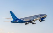 Boeing 777-200F pode transportar mais de 100 mil quilos de carga paga - Divulgação