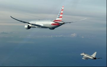 A aeronave foi escoltada até o pouso, no aeroporto internacional de Roma - Aeronautica Militare