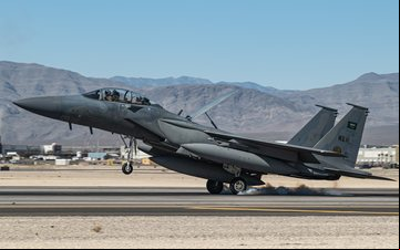 Versão do F-15 utilizada pelos árabes é uma das mais avançadas do caça norte-americano - USAF