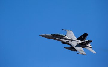 Os Marines utilizam apenas a versão Hornet enquanto a Marinha dos EUA que voa com o Super Hornet - Corpo de Fuzileiros Navais dos EUA /  AaronJames