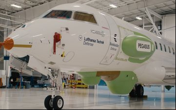 O sistema foi desenvolvido pela empresa Hensoldt e instalado na Lufthansa Technik Defense - Bombardier