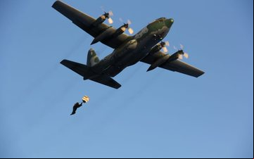 Atualmente o C130 Hercules é o único avião da FAB capaz de operar no continente gelado - FAB