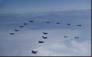 Caças sul-coreanos de quinta-geração F-35A  foram a ponta de lança da formação - Ministério da Defesa da Coreia do Sul