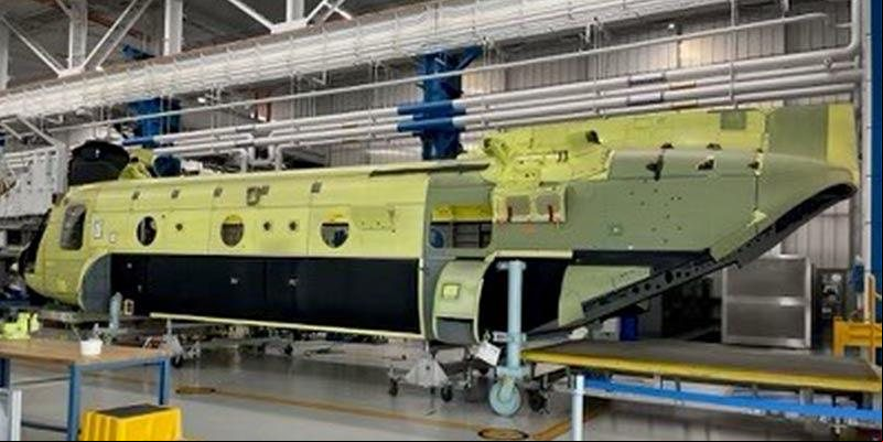 Novos helicópteros CH-47F irão operar pelos próximos 30 anos - Boeing/ Brett Anker