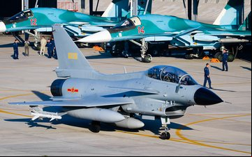 O Chengdu J-10CE é uma alternativa econômica para modernização das forças aéreas, mas o Brasil foca no Gripen - Ministério da Defesa da Federação Russa