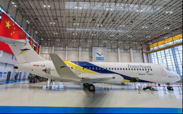 Primeira aeronave regional fabricada na China foi entregue à Transnusa em dezembro - Comac/Divulgação