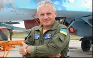 Piloto foi voluntário para lutar no conflito entre a Ucrânia e Rússia - Via Twitter