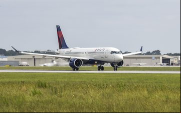 Primeiro A220-300 foi entregue à Delta em 2020 - Divulgação/Airbus