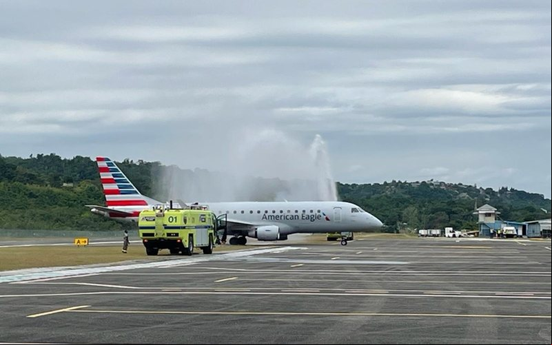 Os voos serão realizados pelo Embraer E175, para até 70 ageiros - American Airlines/Divulgação