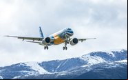O E190 é o primeiro dos novos jatos da Embraer a receber certificação no país asiático - Embraer/Malu Carvalho