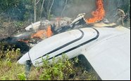 Os ocupantes incendiaram a aeronave e fugiram - FAB