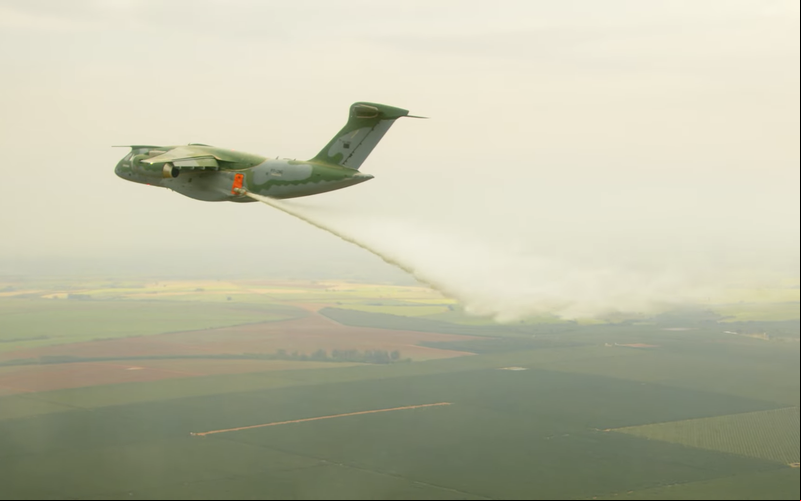Teste com kit de combate a incêndio florestal foi realizado com sucesso pelo C-390 Millennium - Embraer