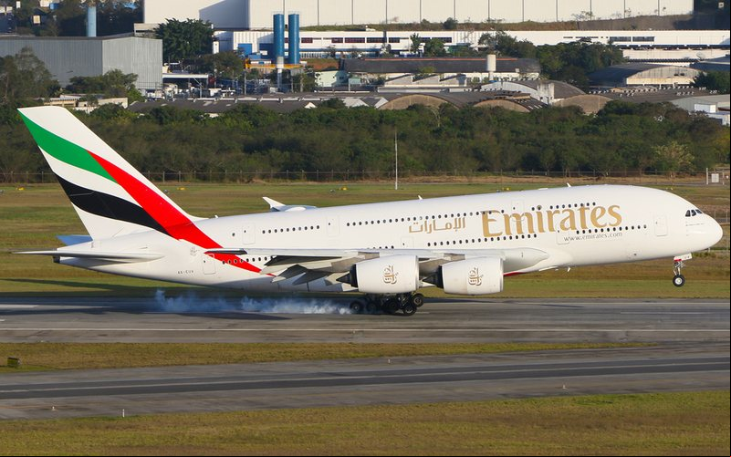 A plataforma de treinamento oferece ambientes imersivos com interiores modelados de aeronaves, como o Airbus A380 - Guilherme Amâncio