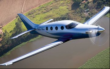 Imagem Com aerodinâmica de ponta o experimental Epic LT oferece performance excepcional