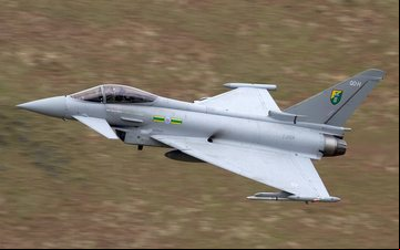 Imagem Caça inglês Eurofighter Typhoon abate drone hostil na Síria