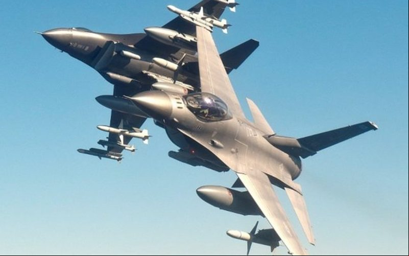 Eventual envio de caças pode ser o maior destaque do apoio militar ocidental aos ucranianos - Divulgação